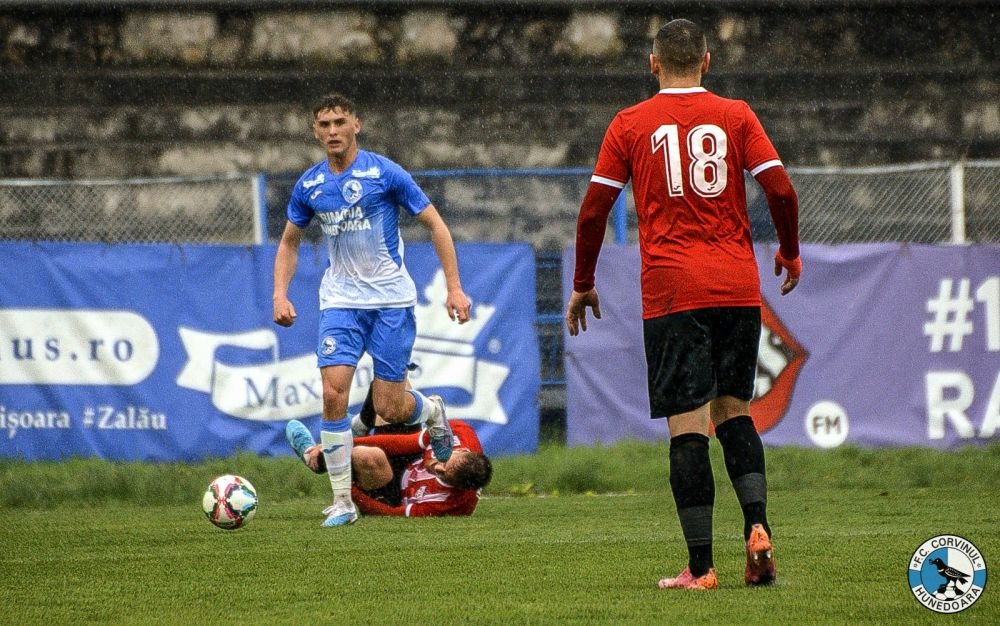 Prima echipă calificată în barajul pentru promovarea în Liga 2! Are 2 brazilieni titulari și o istorie de peste 100 de ani_4