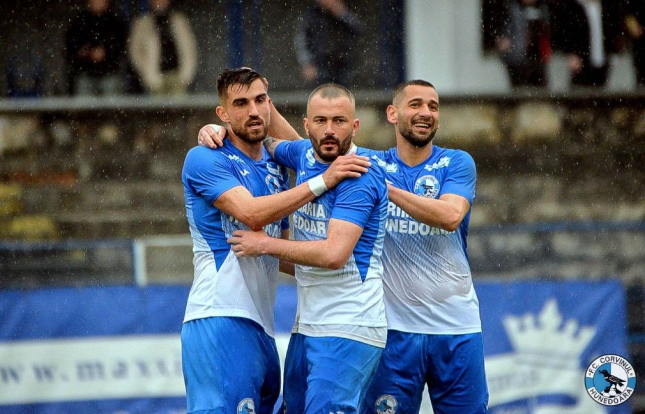 Prima echipă calificată în barajul pentru promovarea în Liga 2! Are 2 brazilieni titulari și o istorie de peste 100 de ani_6