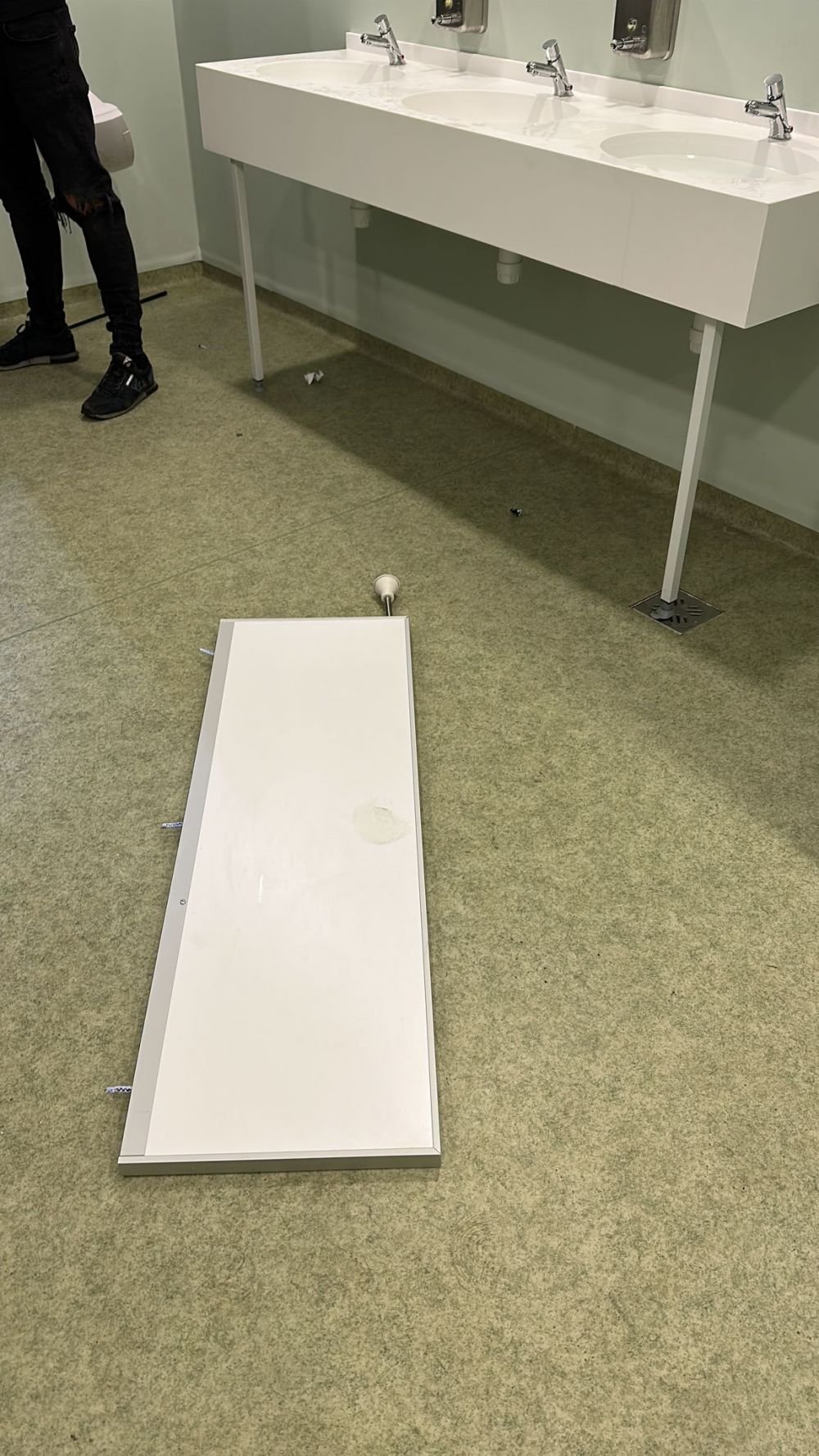 Reacția maghiarilor după ce au văzut pagubele produse de fanii lui FCSB la stadionul lui Sepsi_9