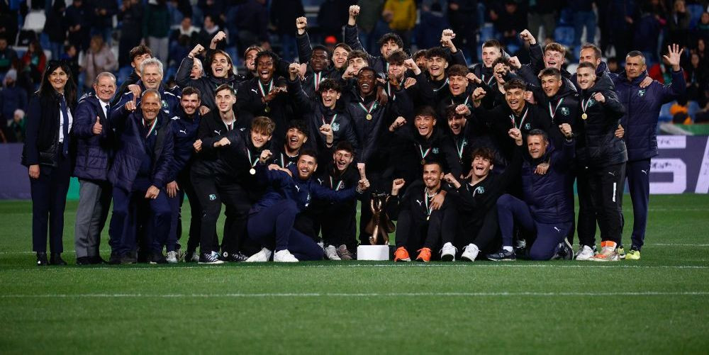 Vodă Caragea! Atacantul român Adrian Caragea, ”rebelul” de la națională, a câștigat Turneul Viareggio cu Sassuolo_12