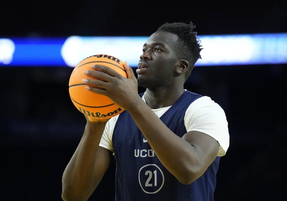 Viața de film a puștiului care spăla mașini în țara lui: visa să joace în Franța și acum e vedetă în America_2