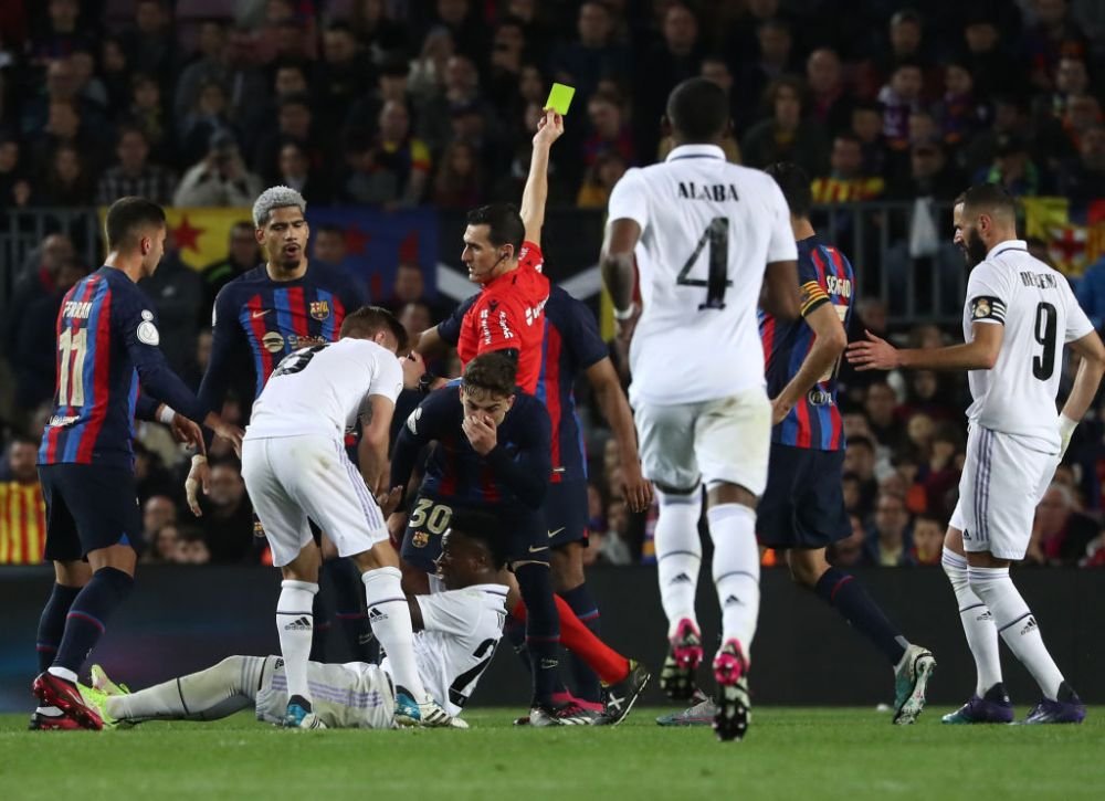 „Trebuie să gândim mai mult!” Vinicius, 'taxat' de un coechipier după atitudinea din El Clasico! Nici Ronald Araujo nu l-a menajat_3