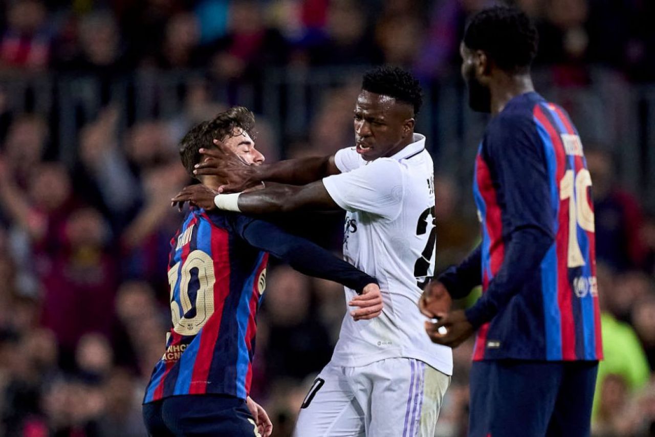 „Trebuie să gândim mai mult!” Vinicius, 'taxat' de un coechipier după atitudinea din El Clasico! Nici Ronald Araujo nu l-a menajat_5