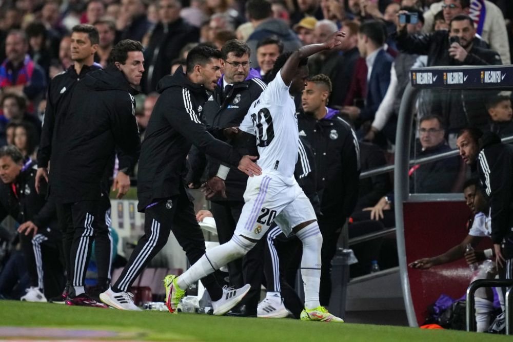 „Trebuie să gândim mai mult!” Vinicius, 'taxat' de un coechipier după atitudinea din El Clasico! Nici Ronald Araujo nu l-a menajat_8