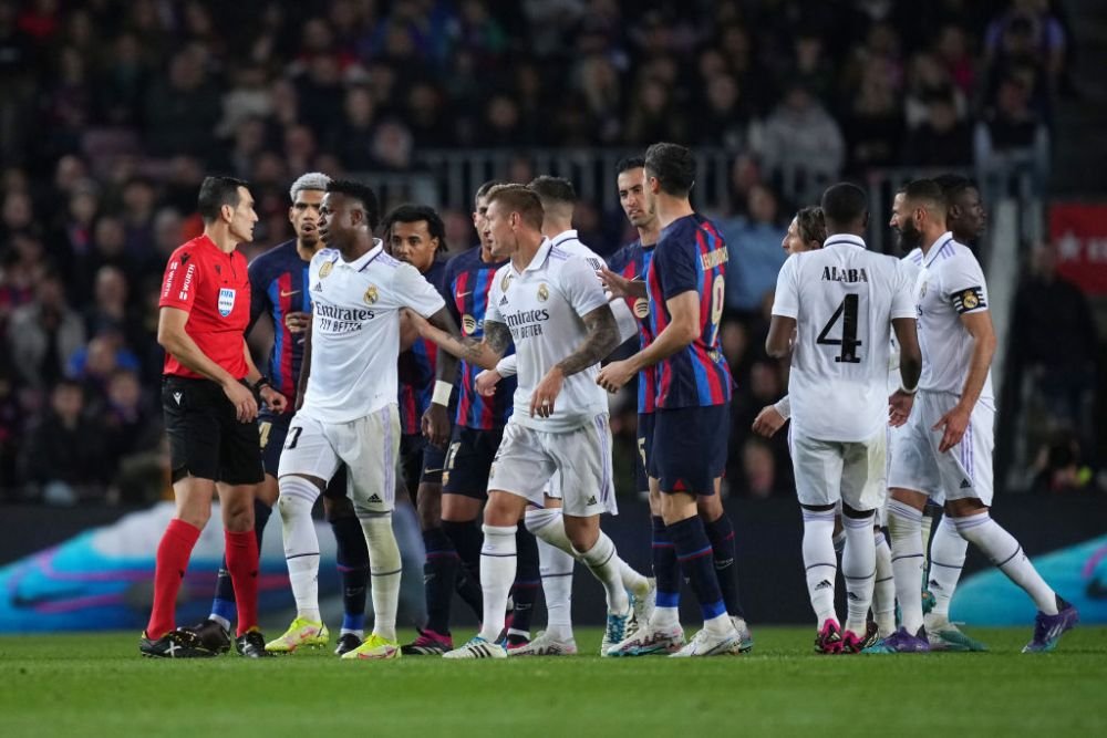 „Trebuie să gândim mai mult!” Vinicius, 'taxat' de un coechipier după atitudinea din El Clasico! Nici Ronald Araujo nu l-a menajat_12