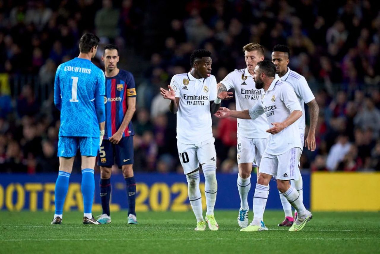 „Trebuie să gândim mai mult!” Vinicius, 'taxat' de un coechipier după atitudinea din El Clasico! Nici Ronald Araujo nu l-a menajat_18