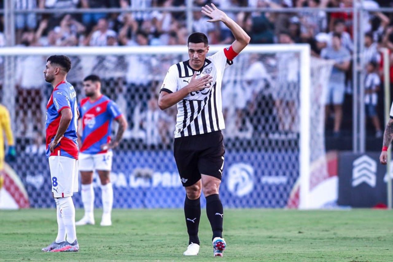 Oscar Cardozo, pur și simplu fabulos la 40 de ani! 4 goluri marcate într-o repriză de fostul atacant de la Benfica Lisabona_5