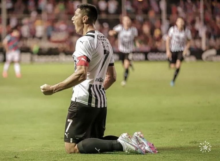 Oscar Cardozo, pur și simplu fabulos la 40 de ani! 4 goluri marcate într-o repriză de fostul atacant de la Benfica Lisabona_7