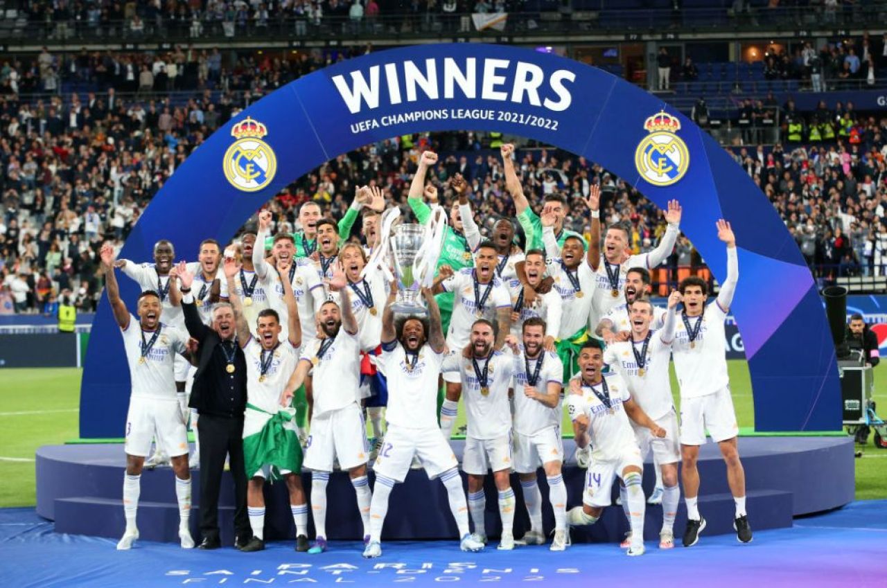 Câți bani a câștigat după cucerirea trofeului Champions League în sezonul 2021-2022 _2