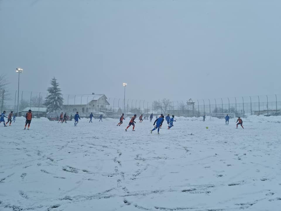 Hai, băieți! Hai, băieți, puneți mâna pe lopeți! Cum arată stadionul din Iași_2