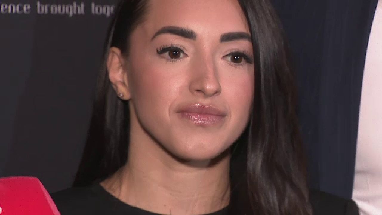 Larisa Iordache s-a afișat alături de noul iubit: „E prima noastră apariție. Ne-ați luat-o înainte!”_17