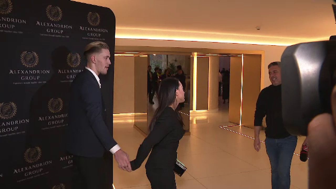 Larisa Iordache s-a afișat alături de noul iubit: „E prima noastră apariție. Ne-ați luat-o înainte!”_63