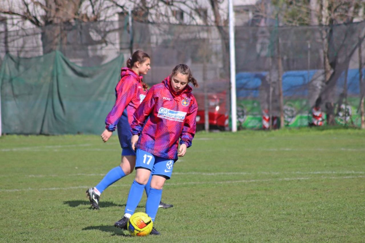 FCSB a pierdut cu 3-0 la masa verde! A folosit o jucătoare suspendată pentru cumulul de cartonașe galbene_1