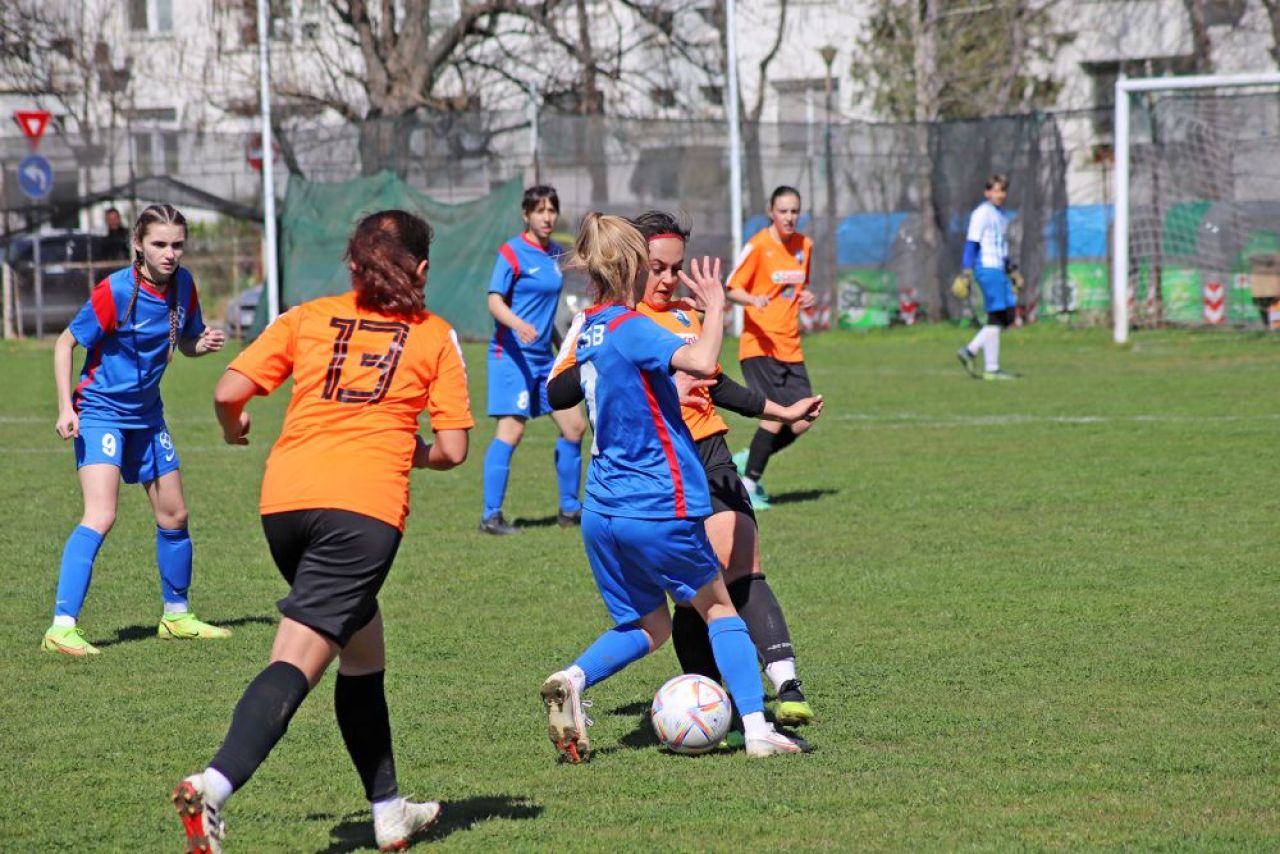 FCSB a pierdut cu 3-0 la masa verde! A folosit o jucătoare suspendată pentru cumulul de cartonașe galbene_46