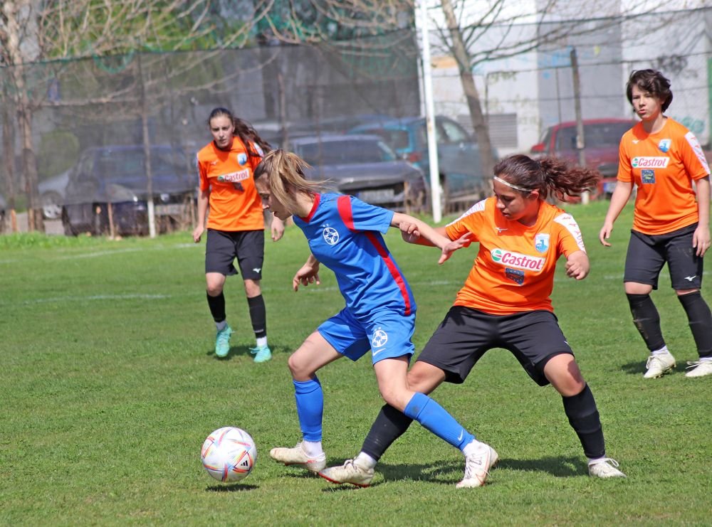 FCSB a pierdut cu 3-0 la masa verde! A folosit o jucătoare suspendată pentru cumulul de cartonașe galbene_56