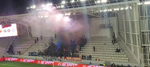 Atmosferă „incendiară” la Dinamo - Oțelul Galați! Fanii fac spectacol în tribune_19