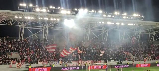 Atmosferă „incendiară” la Dinamo - Oțelul Galați! Fanii fac spectacol în tribune_23