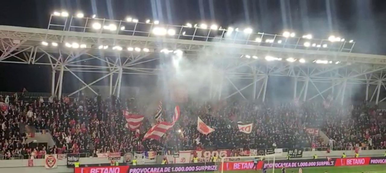 Atmosferă „incendiară” la Dinamo - Oțelul Galați! Fanii fac spectacol în tribune_31