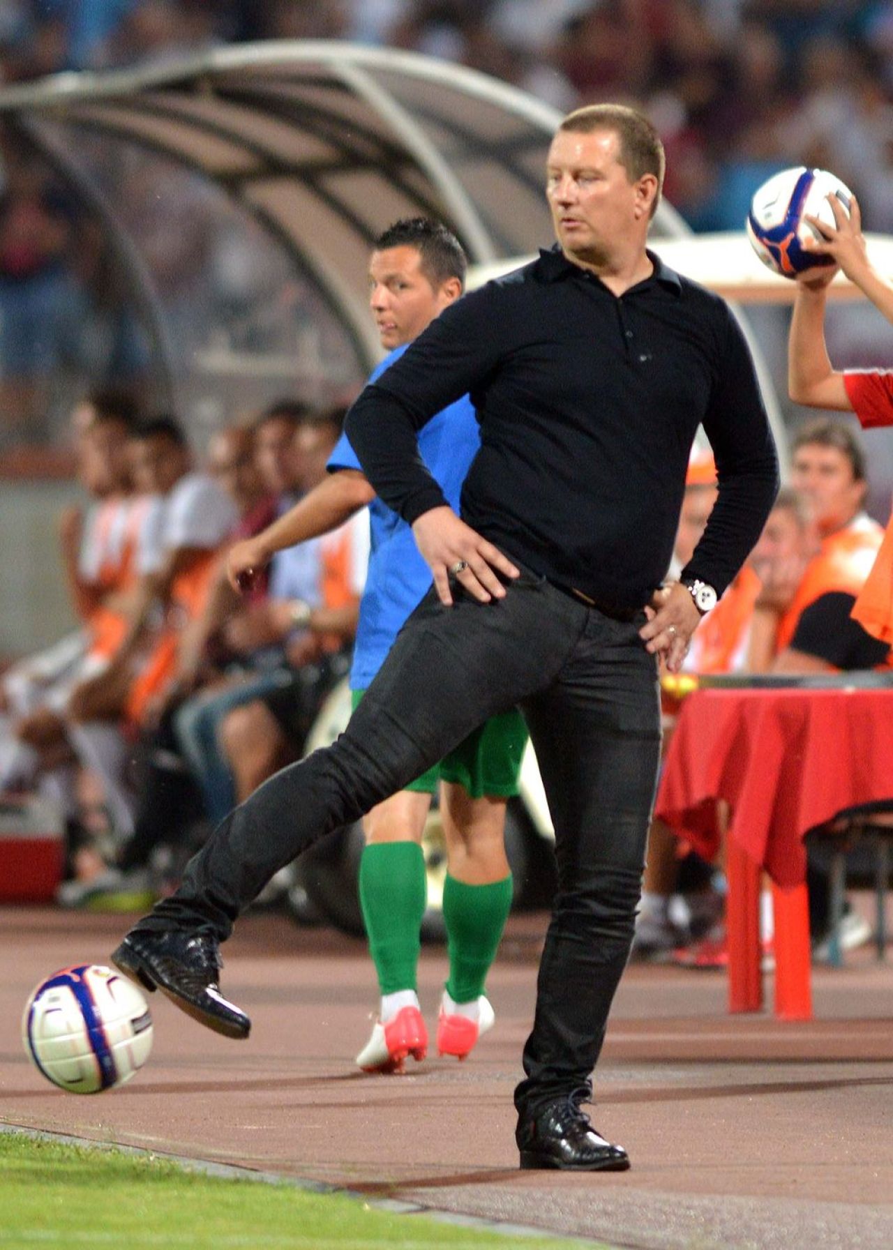 Declarațiile care vor resuscita Liga 1: „Sunt blocat! Trebuie să câștig campionate pe Marte? Că pe Pământ le-am câștigat pe toate!” _2