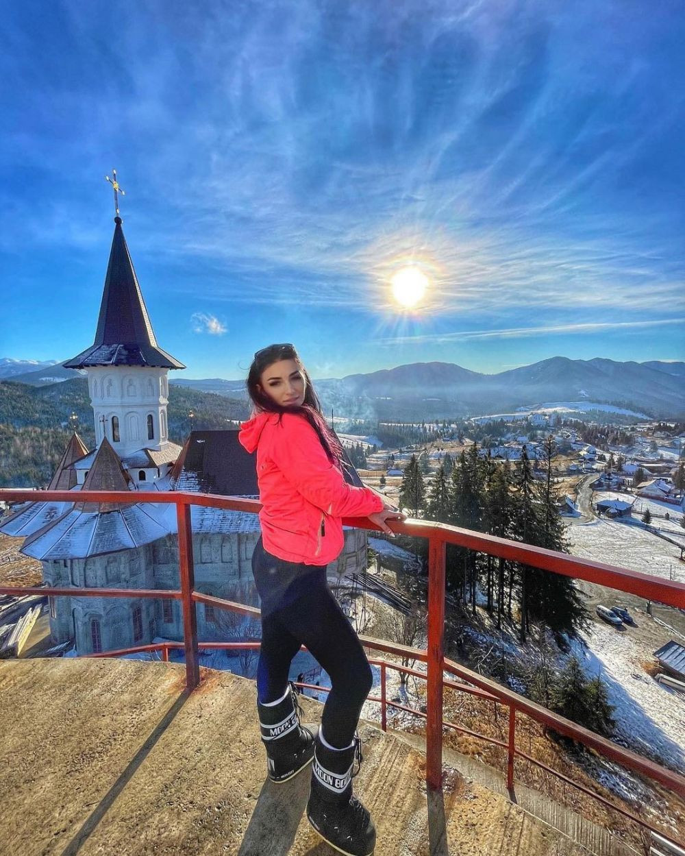 Mihaela Evi, sexy-antrenoarea, și cele două motive care au făcut-o să continue în handbal! _27