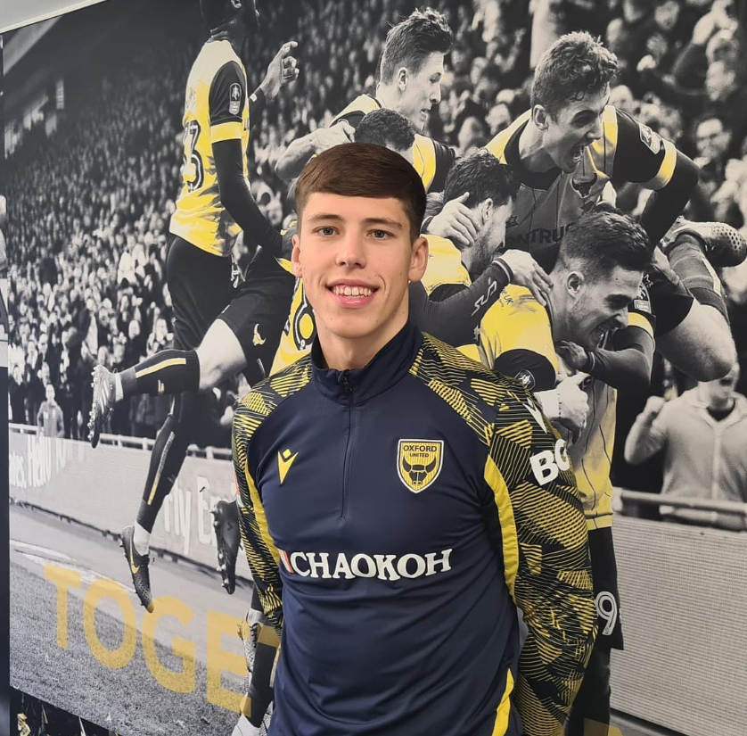 Stephan Negru a debutat la 20 de ani în fotbalul profesionist englez! A bifat primele minute într-un egal cu Sheffield Wednesday_4