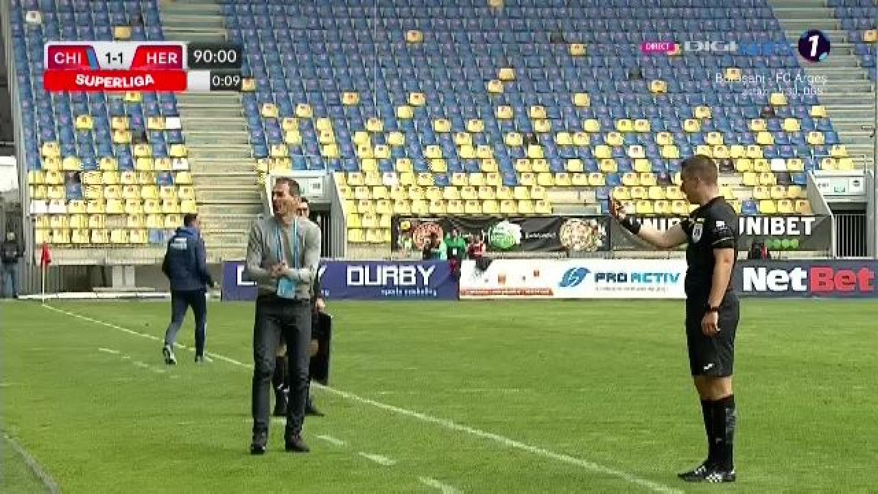 Conflict la Chindia - Hermannstadt: Gabi Iancu, eliminat după ce a ieșit de pe teren_2