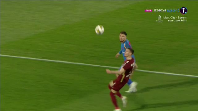 Faza care a inflamat spiritele la Cluj! FCSB a cerut lovitură de la 11 metri, însă arbitrul a lăsat jocul să continue_7