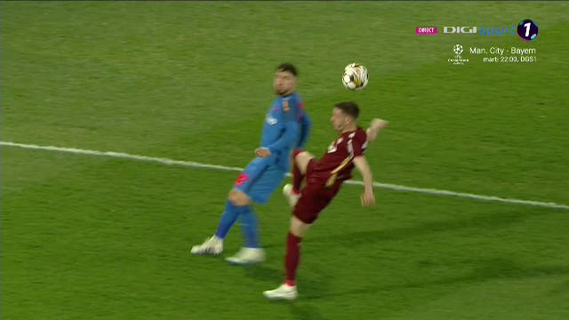 Faza care a inflamat spiritele la Cluj! FCSB a cerut lovitură de la 11 metri, însă arbitrul a lăsat jocul să continue_12