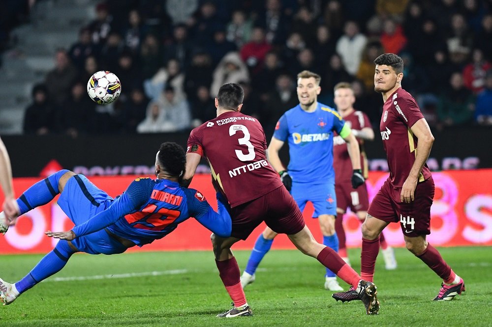 Prima reacție din tabăra liderului Farul, după ce CFR Cluj și FCSB s-au încurcat reciproc: „Echitabil!”_2