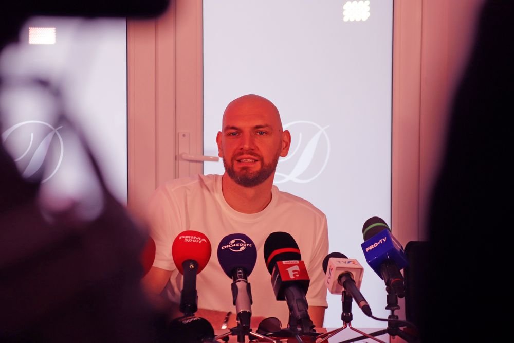 Vlad Moldoveanu s-a retras din activitate. 