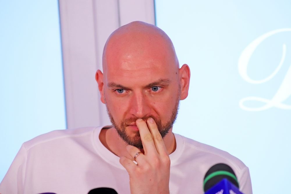 Vlad Moldoveanu s-a retras din activitate. 