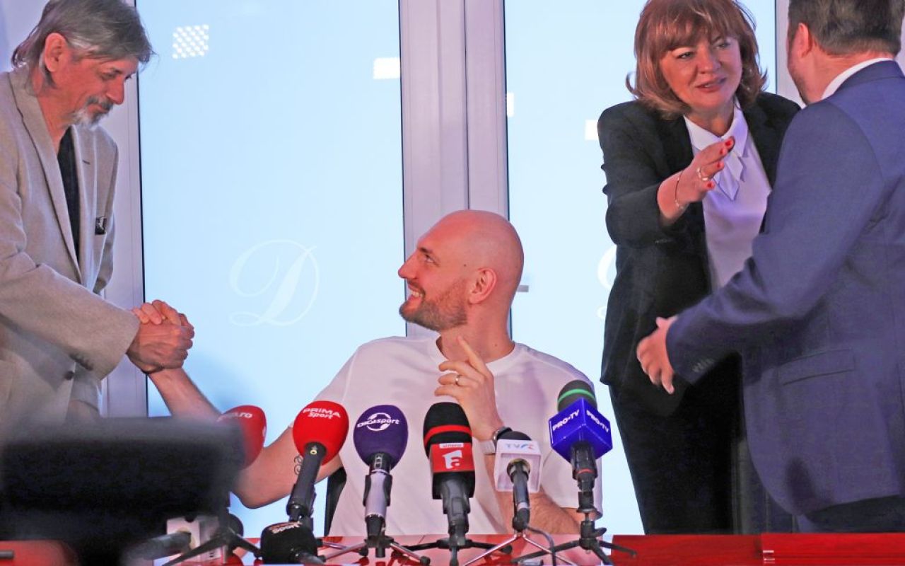 Vlad Moldoveanu s-a retras din activitate.