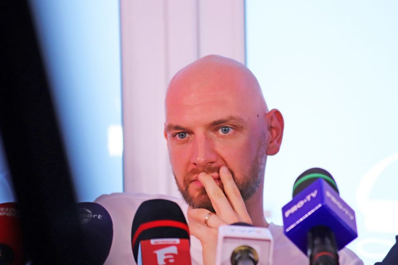 Vlad Moldoveanu s-a retras din activitate.