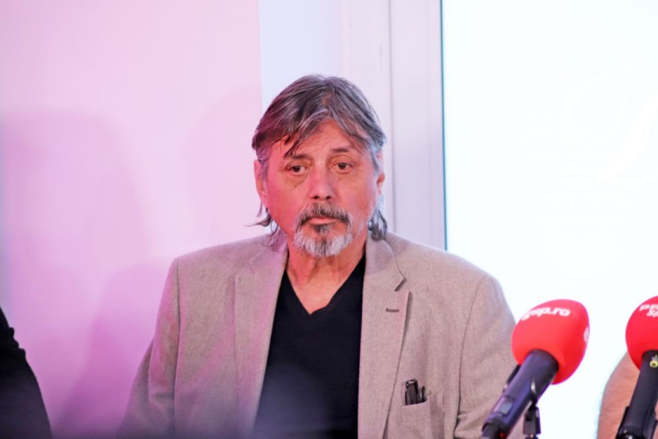 Vlad Moldoveanu s-a retras din activitate.