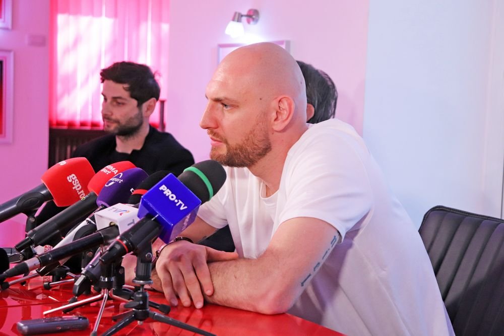 Vlad Moldoveanu s-a retras din activitate. 