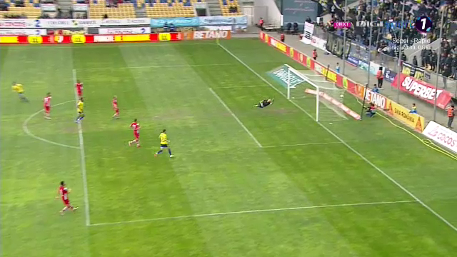 Ca în vremurile bune! Budescu, reușită magnifică în Petrolul - Mioveni_34