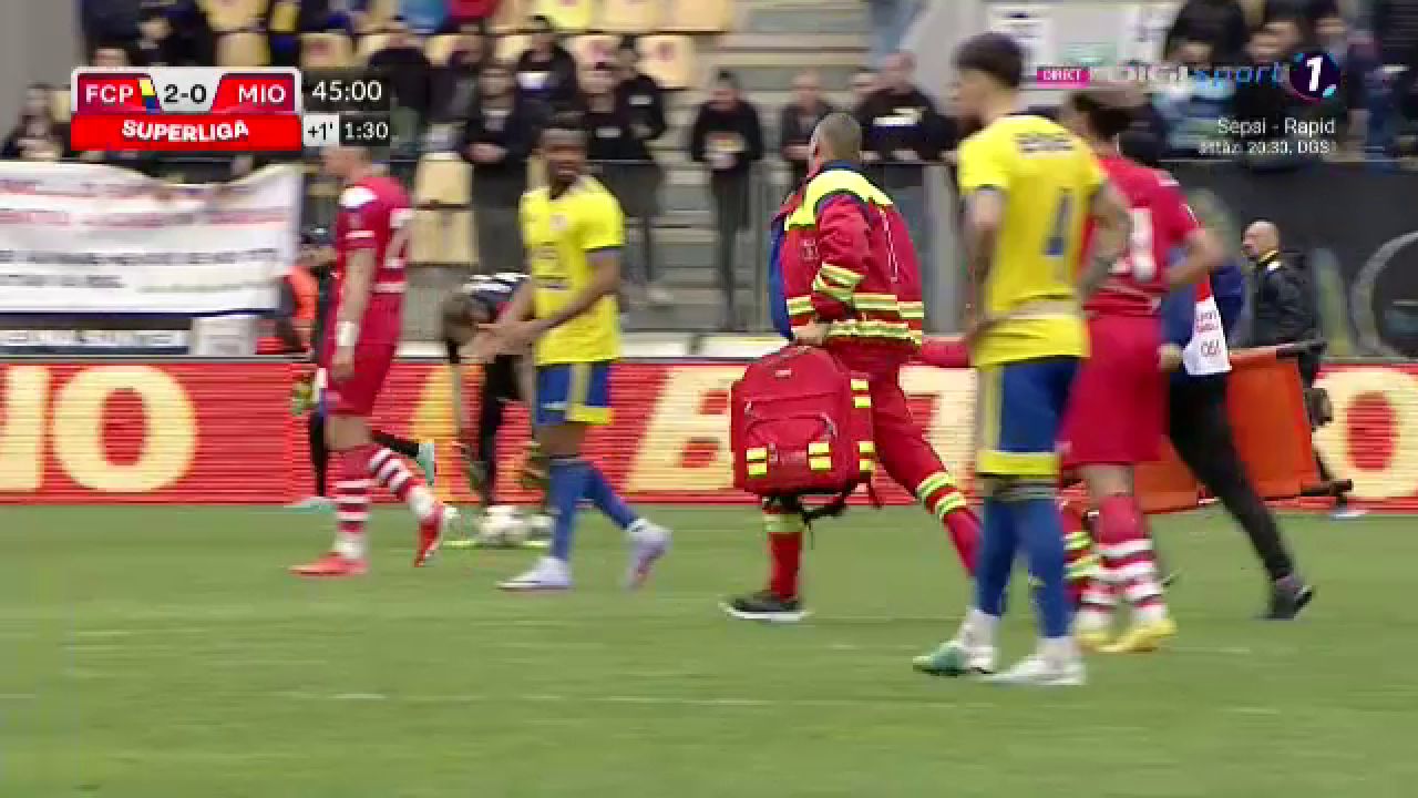 Motivul pentru care Petrolul Ploiești - CS Mioveni a fost oprit temporar. Ce s-a întâmplat, de fapt_14
