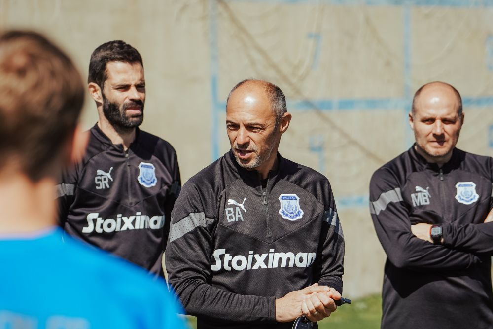 Antrenorul din Cipru de la FCSB a învins acum și liderul campionatului! Are 6 victorii în 7 meciuri_4