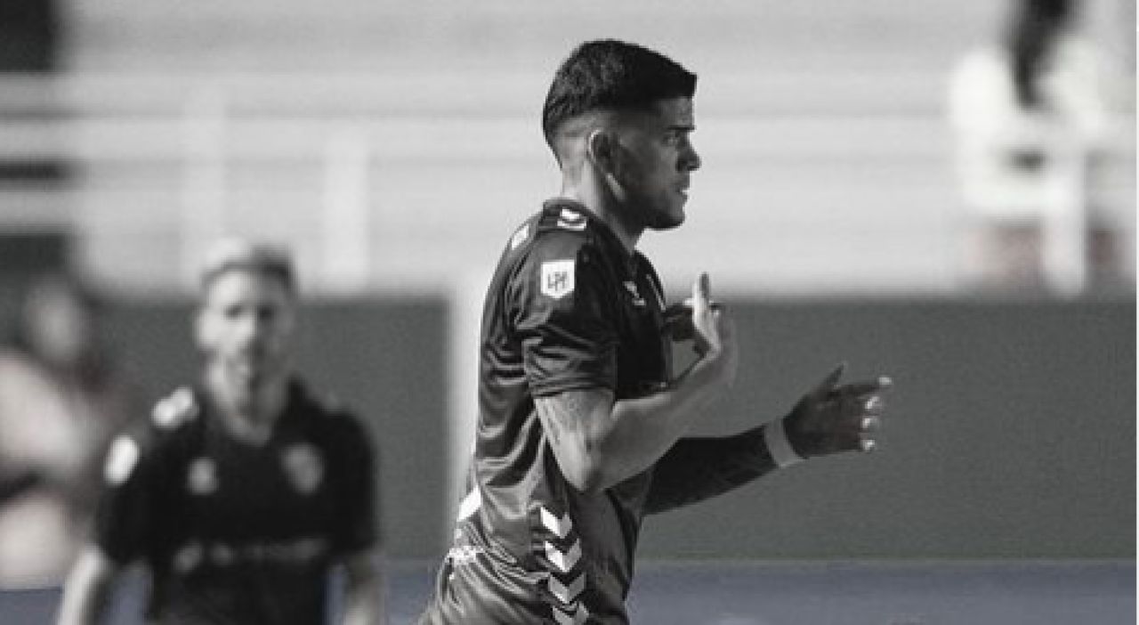 Fotbalistul care a panicat o țară întreagă: și-a șters postările vechi, a lăsat doar această poză și un mesaj alarmant_9