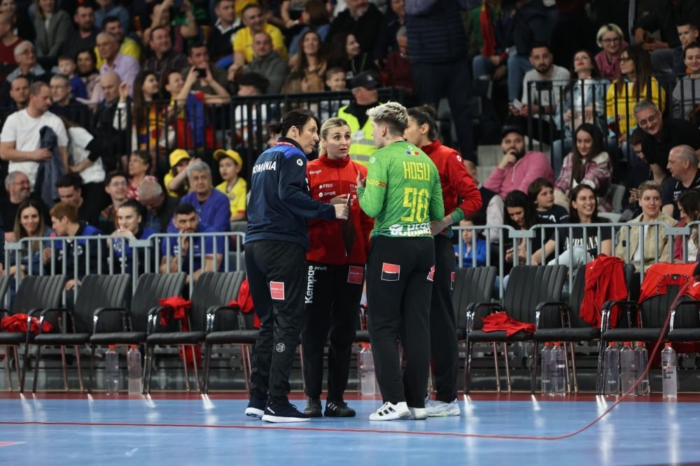 Imagini cu handbalistele tricolore înainte de returul play-off-ului. Portugalia - România e miercuri, live pe Pro Arena și VOYO (22:15)_6