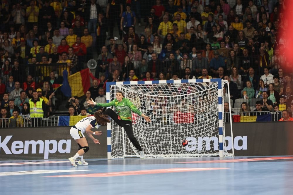 Imagini cu handbalistele tricolore înainte de returul play-off-ului. Portugalia - România e miercuri, live pe Pro Arena și VOYO (22:15)_8