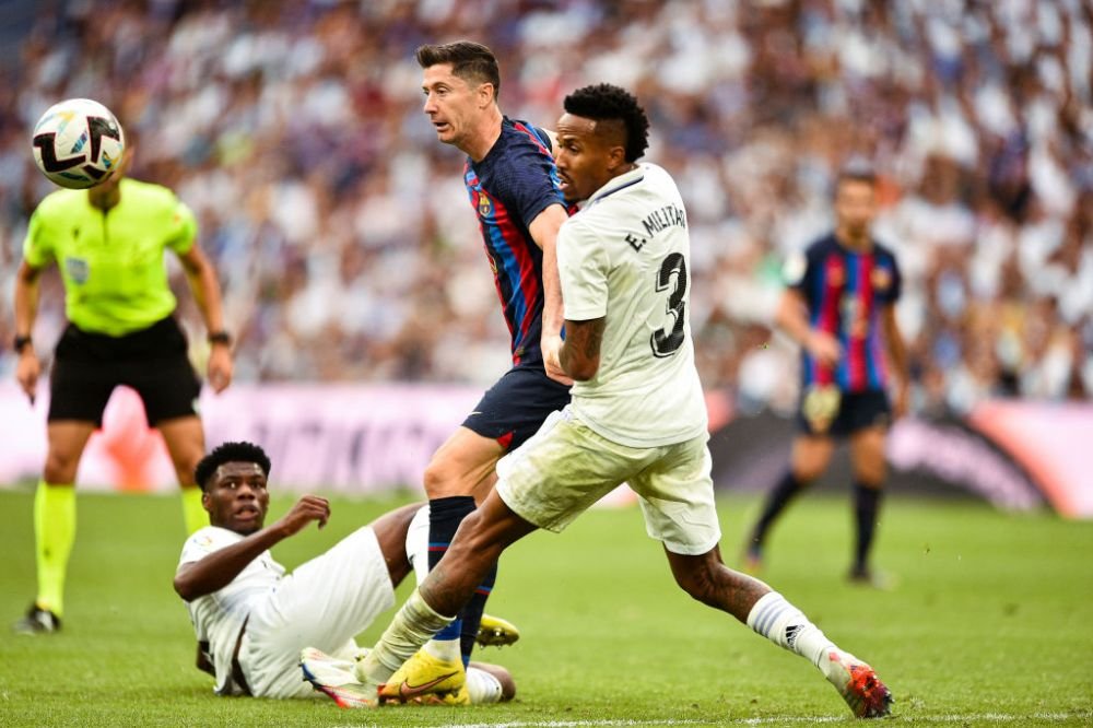 Nu mai puteam merge a doua zi . Ce i-a făcut Militao lui Robert Lewandowski &icirc;n timpul meciului din Cupa Spaniei