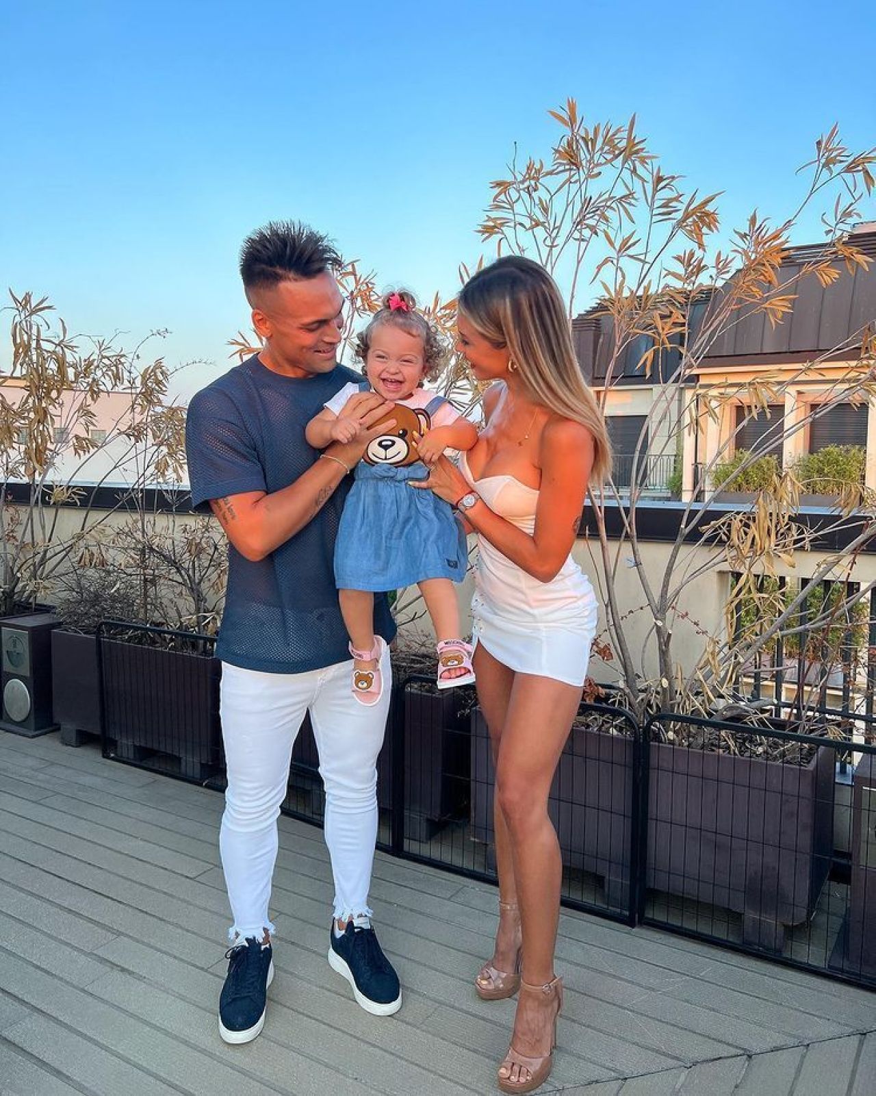 Lautaro Martinez are cea mai sexy parteneră! Cum arată Agustina în costum de baie_103