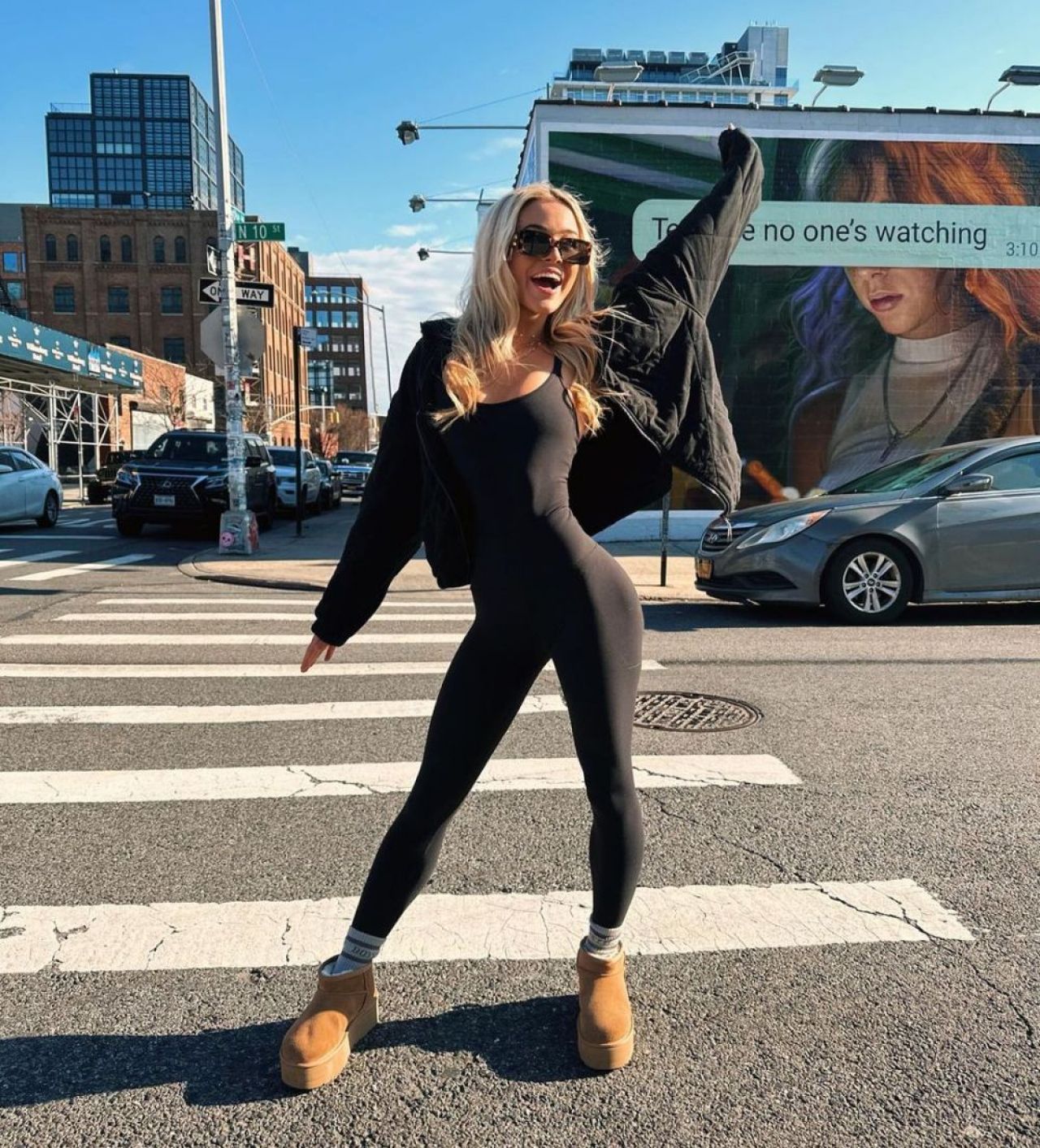 Cea mai sexy gimnastă și-a etalat costumul de baie pe rețelele social media! Cât câștigă dintr-o simplă postare pe Instagram_37