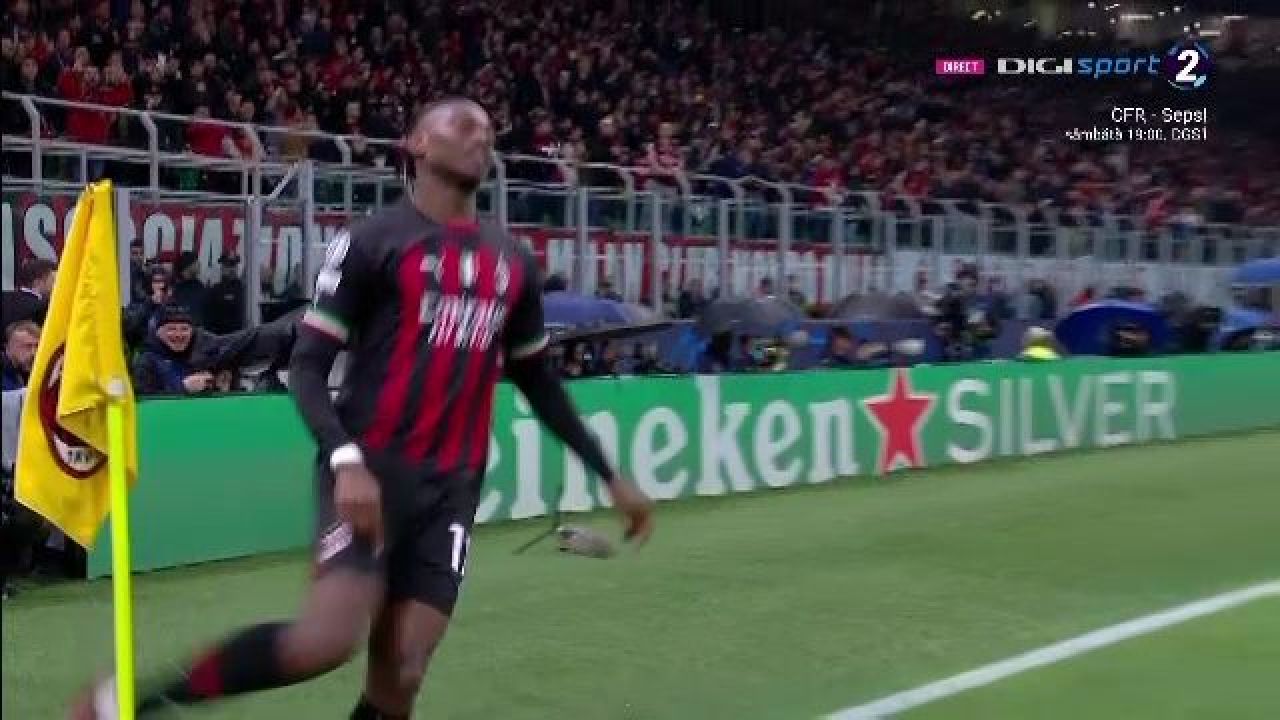 Rafa Leao a distrus fanionul, dar Istvan Kovacs l-a iertat. Spalletti nu a înțeles decizia_5