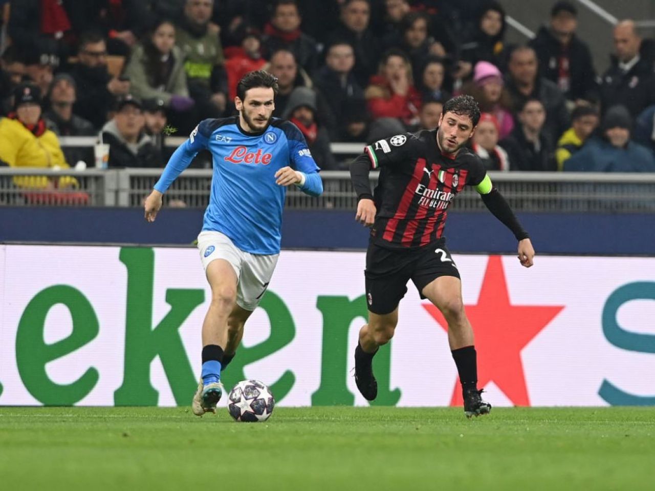 „Arbitrul ne-a tot chemat pe parcursul meciului!” Căpitanul lui AC Milan, nemulțumit de arbitraj după victoria cu Napoli _3