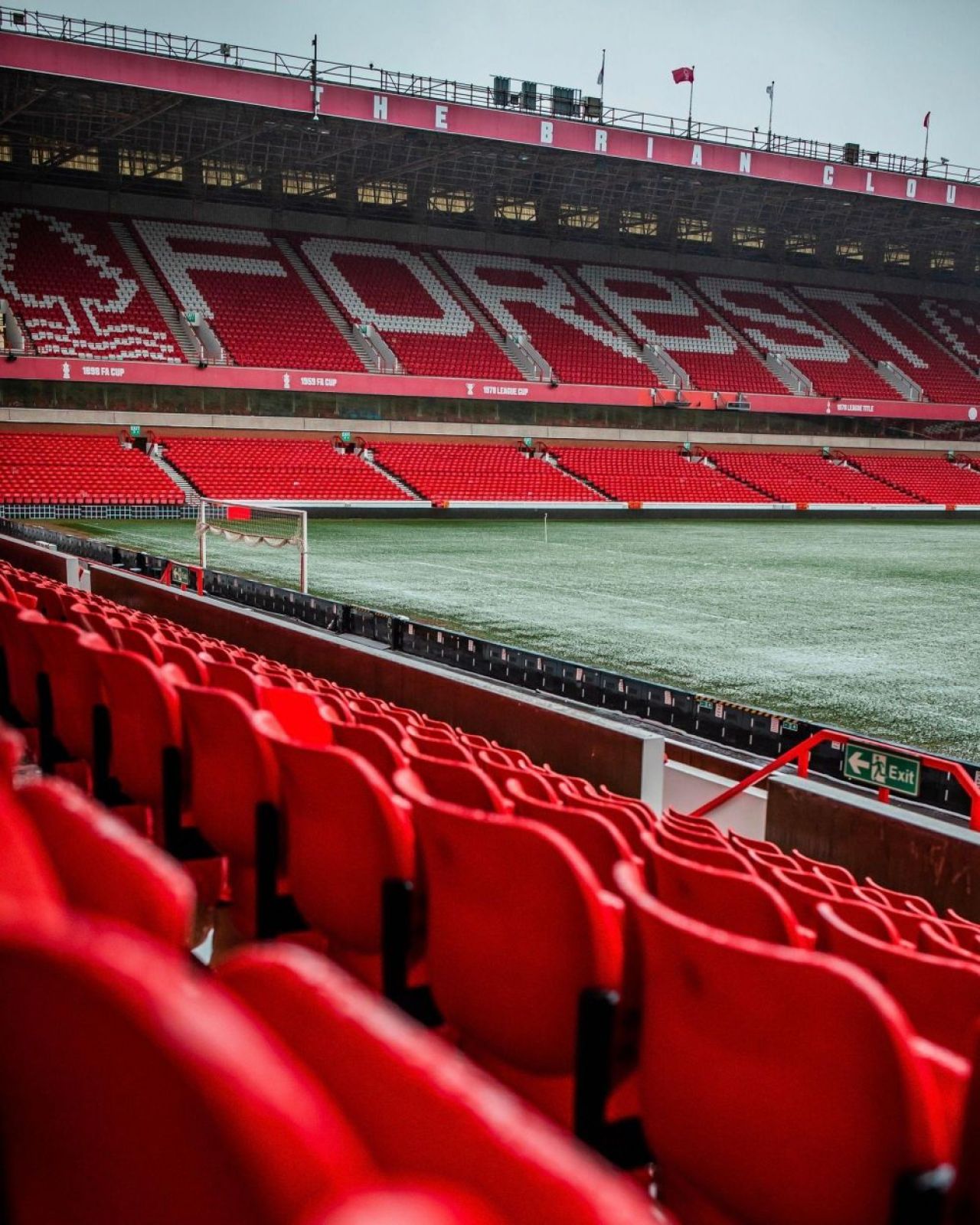 Nottingham Forest și-a concediat directorul sportiv. Patronul grec îl vrea pe omul care l-a transferat pe Ianis Hagi la Rangers_3