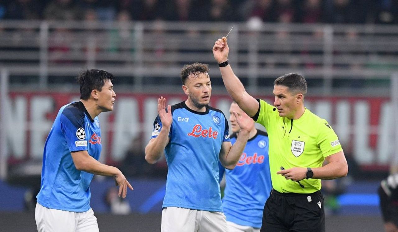 Fanii lui Napoli, plângere împotriva lui Istvan Kovacs: se cer daune uluitoare! Au intervenit avocații_8