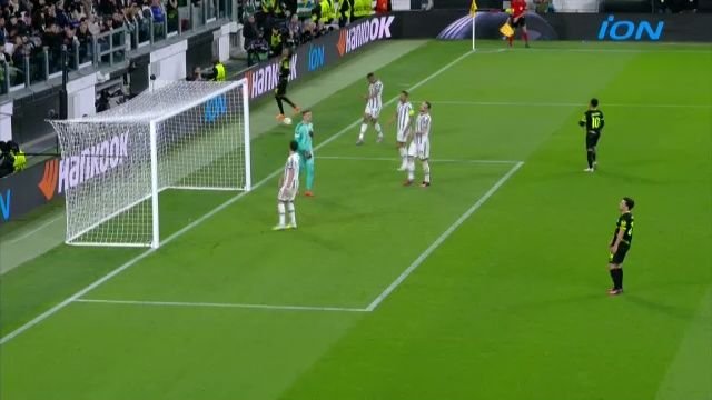 Panică la Juventus - Sporting. Lui Szczesny i s-a făcut rău și a părăsit terenul în lacrimi_5