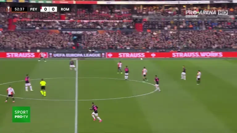 Feyenoord - Roma 1-0 (Mats Wieffer '53)